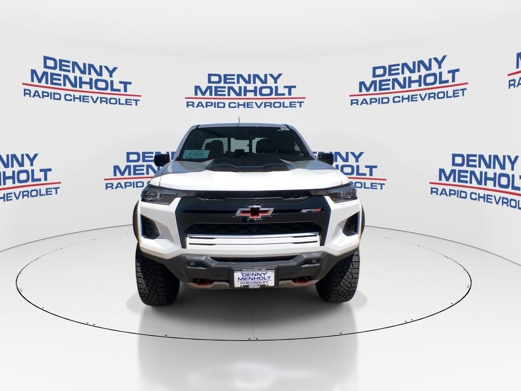 2025 Chevrolet Colorado — side profile view
