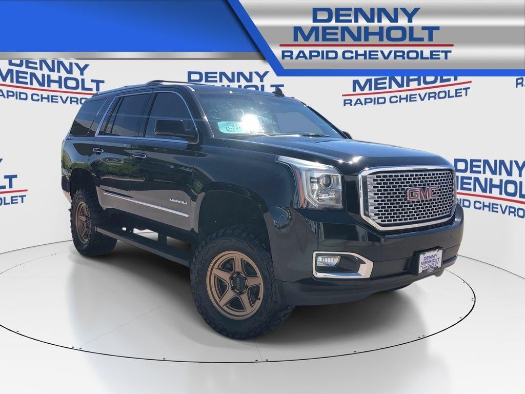 2017 GMC Yukon Denali in Onyx Black — front three-quarter view