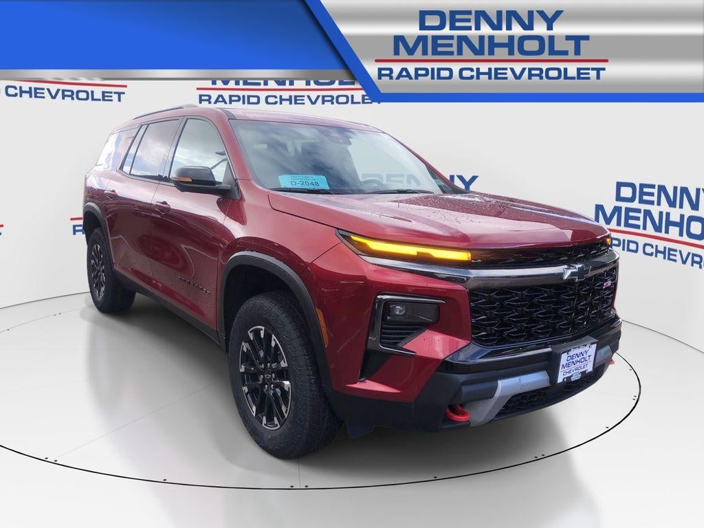 2026 Chevrolet Traverse Z71 in Radiant Red Tintcoat — front three-quarter view