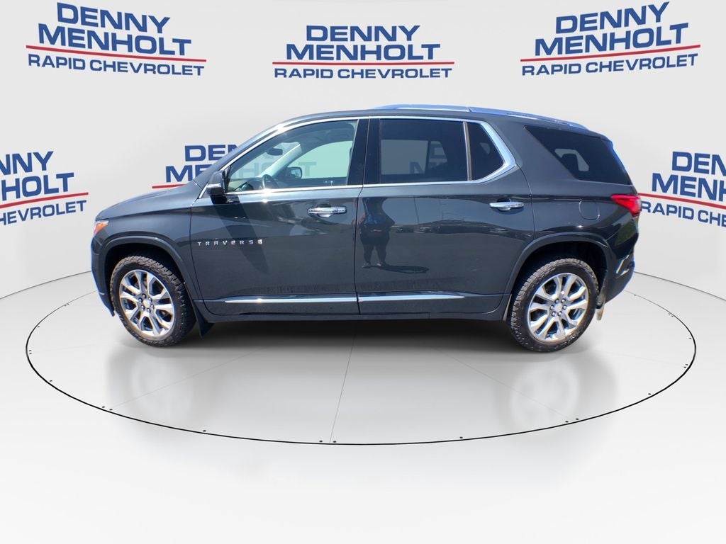 2021 Chevrolet Traverse — rear three-quarter view