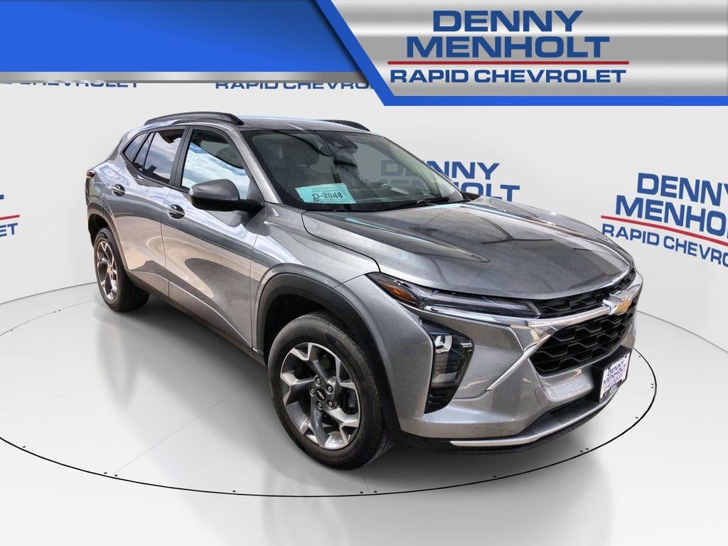 2025 Chevrolet Trax LT in Sterling Gray Metallic — front three-quarter view
