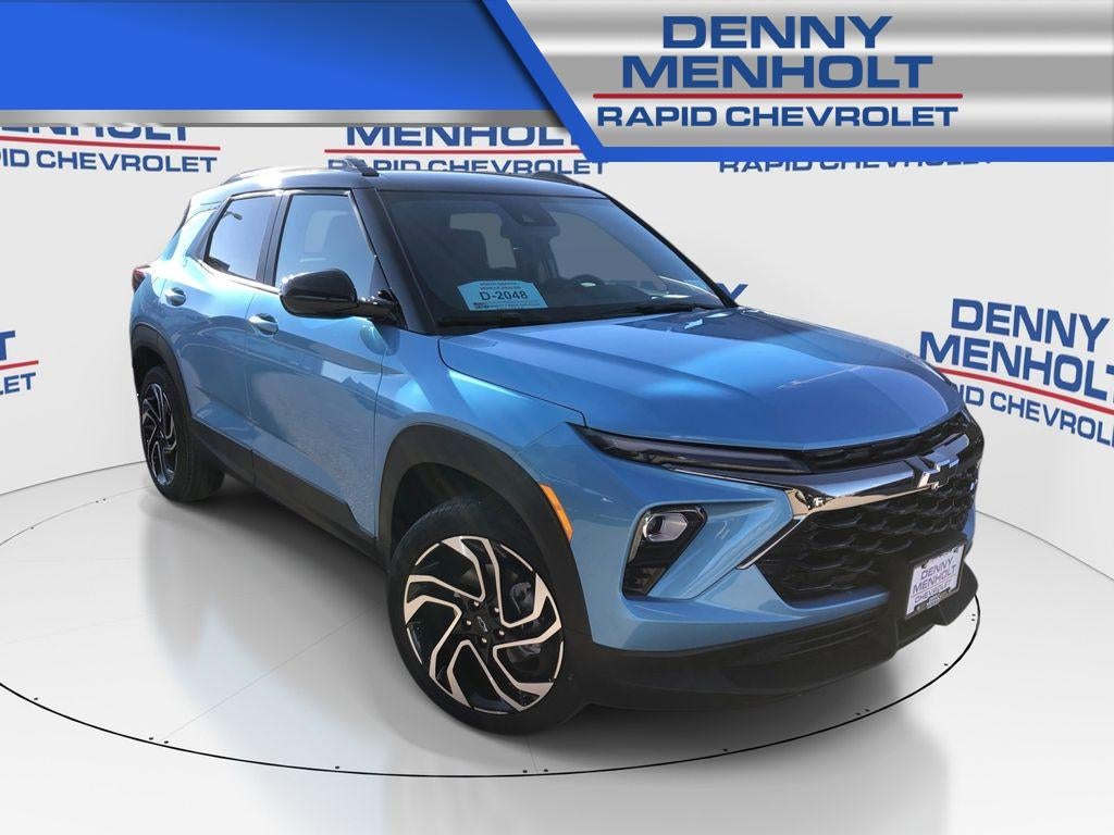 2026 Chevrolet Trailblazer RS in Marina Blue Metallic — front three-quarter view