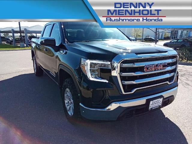 2021 GMC Sierra 1500 Crew Cab Short Box 4-Wheel Drive SLE in Onyx Black — front three-quarter view
