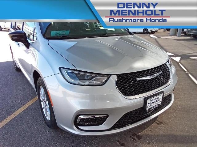 2024 Chrysler Pacifica Touring L FWD in Silver Mist Clearcoat — front three-quarter view