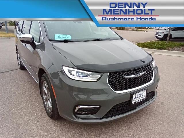 2023 Chrysler Pacifica Limited AWD in Ceramic Gray Clearcoat — front three-quarter view
