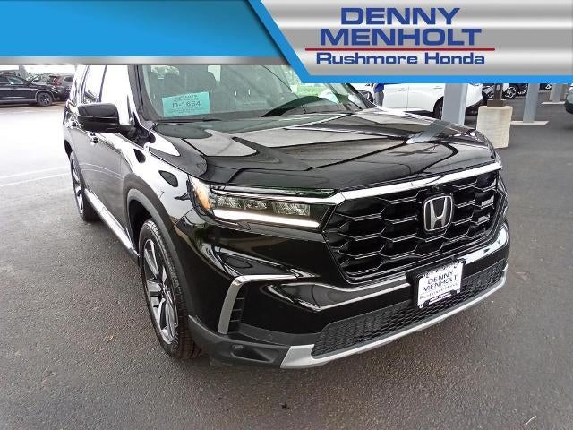 2025 Honda Pilot Elite AWD in Black — front three-quarter view