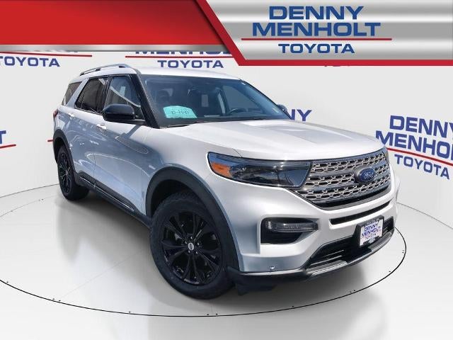2024 Ford Explorer Limited 4WD in Oxford White — front three-quarter view