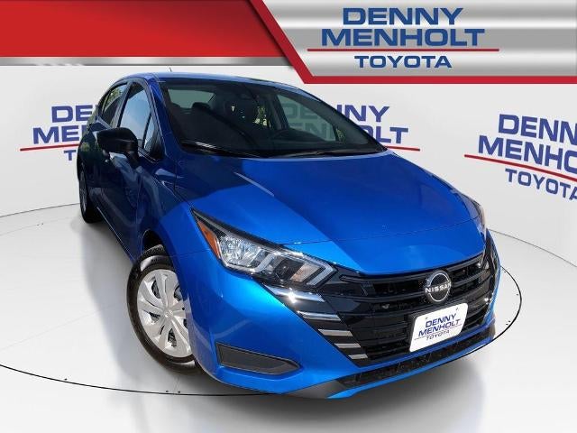2024 Nissan Versa S CVT in Electric Blue Metallic — front three-quarter view